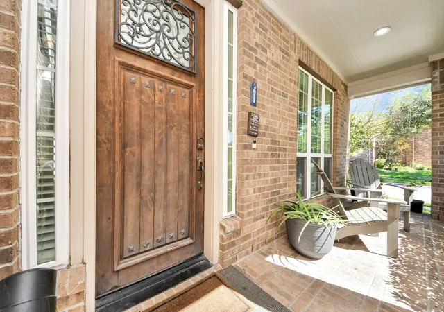 3rd image of 6137 Aspen Pass Dr, Houston, TX 77345 | MLS# 35478050