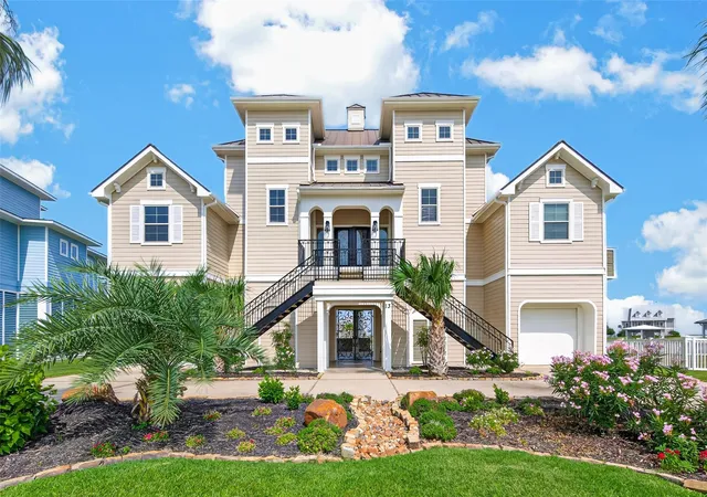 1st image of 13 Sugarloaf, Hitchcock, TX 77563 | MLS# 27735362