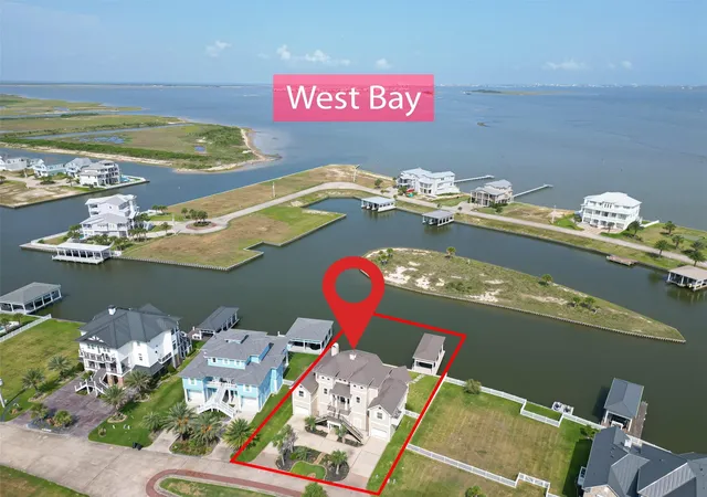 2nd image of 13 Sugarloaf, Hitchcock, TX 77563 | MLS# 27735362