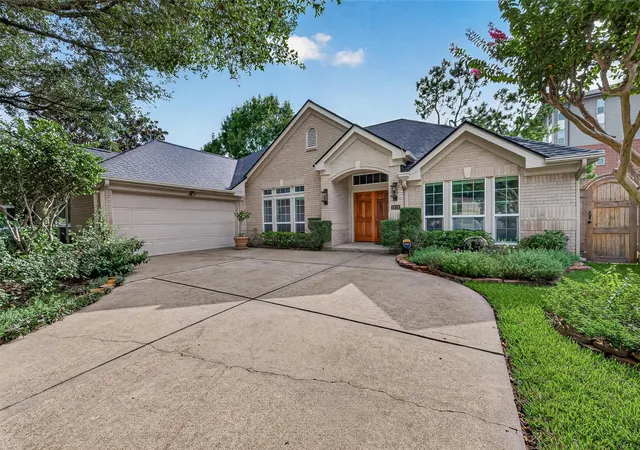 2nd image of 1438 Forest Home Dr, Houston, TX 77077 | MLS# 65824382