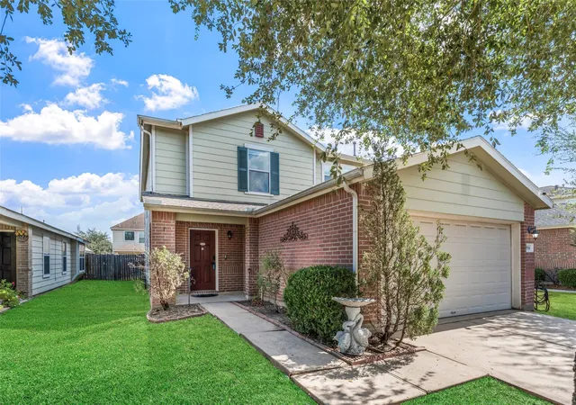 Photo 2 of Single family home for sale at 2914 Rustling Chestnut St, Spring, TX 77389 | MLS# 17954602 | Listing updated on 2026-09-14