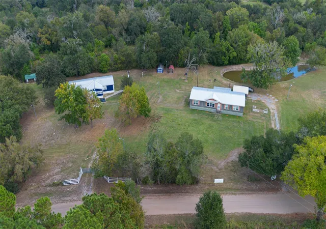 Photo 1 of Single family home for sale at 10715 Bozeman Fry Rd, Midway, TX 75852 | MLS# 59341199 | Listing updated on 2026-08-31