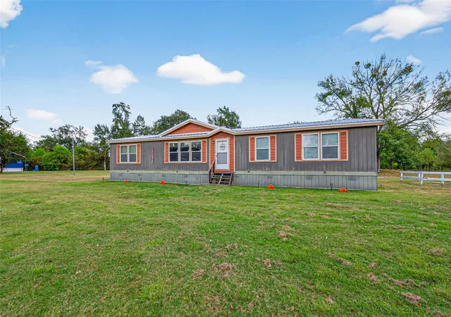 Photo 2 of Single family home for sale at 10715 Bozeman Fry Rd, Midway, TX 75852 | MLS# 59341199 | Listing updated on 2026-08-31