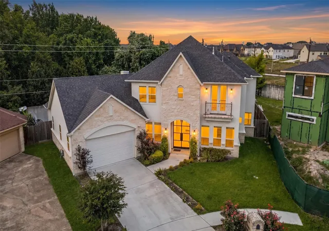 2nd image of 8002 N Circle Dr, Houston, TX 77071 | MLS# 94394337