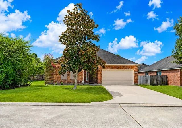 Photo 1 of Single family home for sale at 952 Crannog Way, Conroe, TX 77301 | MLS# 49288624 | Listing updated on 2026-09-10