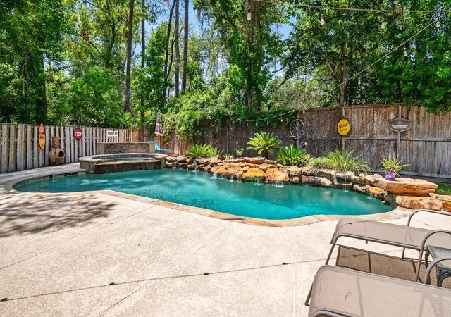 1st image of 18 Cloud Bank Pl, Spring, TX 77382 | MLS# 34663015