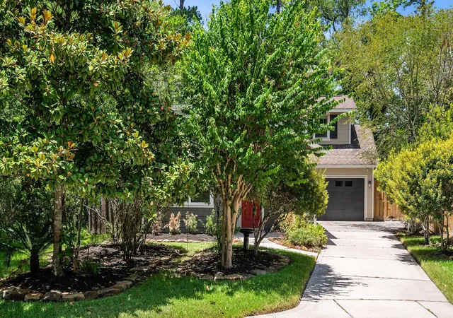 Photo 2 of Single family home for sale at 18 Cloud Bank Pl, Spring, TX 77382 | MLS# 34663015 | Listing updated on 2026-09-05