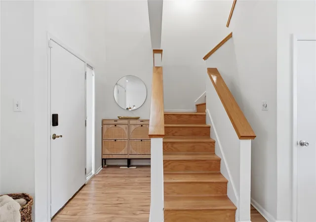 4th image of 2100 Huldy St #4, Houston, TX 77019 | MLS# 24206393