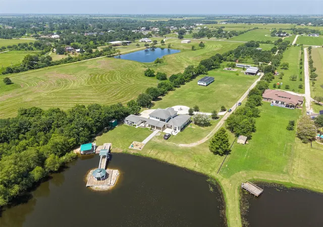 1st image of 1024 Colibri Lake Ln, Waller, TX 77484 | MLS# 58577346