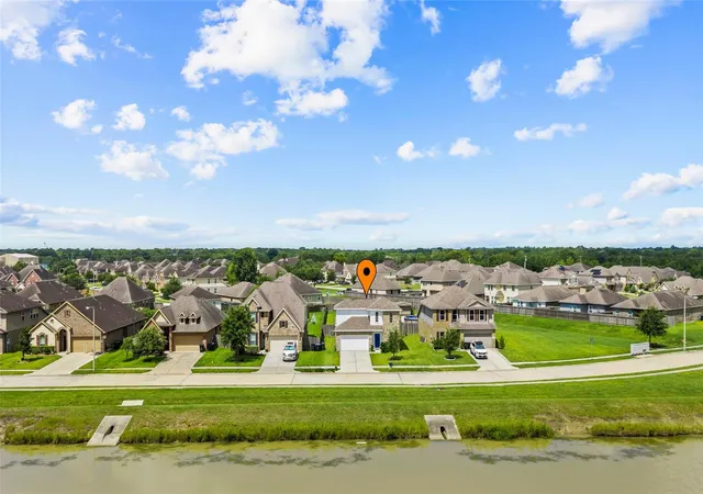 2nd image of 1503 Barras St, Alvin, TX 77511 | MLS# 70999462