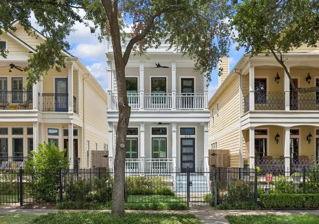 Photo 1 of Single family home for sale at 413 W 21st Street, Houston, TX 77008 | MLS# 87493127 | Listing updated on 2026-09-19