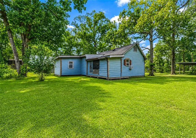 5th image of 19426 Trail Oak Dr, Conroe, TX 77302 | MLS# 90659931