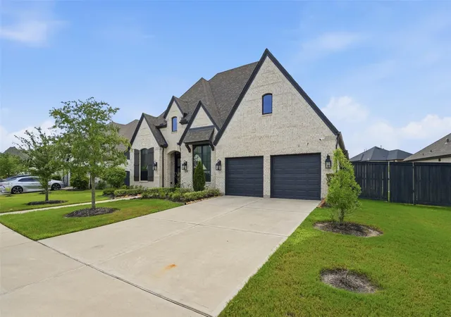 Photo 2 of Single family home for sale at 2506 Texas Orange Trl, Richmond, TX 77406 | MLS# 75589071 | Listing updated on 2026-08-11