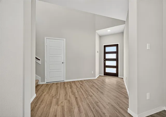 Photo 3 of Single family home for sale at 27222 Clear Breeze Dr, Katy, TX 77493 | MLS# 15158332 | Listing updated on 2026-08-30