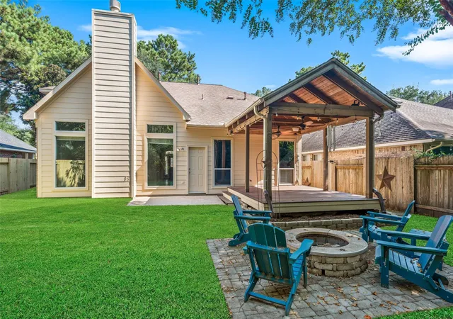 3rd image of 13422 Yaupon Holly Ln, Houston, TX 77044 | MLS# 27011747
