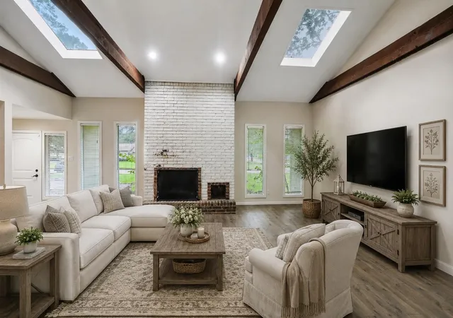 5th image of 1926 Maple Lakes Dr, Kingwood, TX 77339 | MLS# 34975754