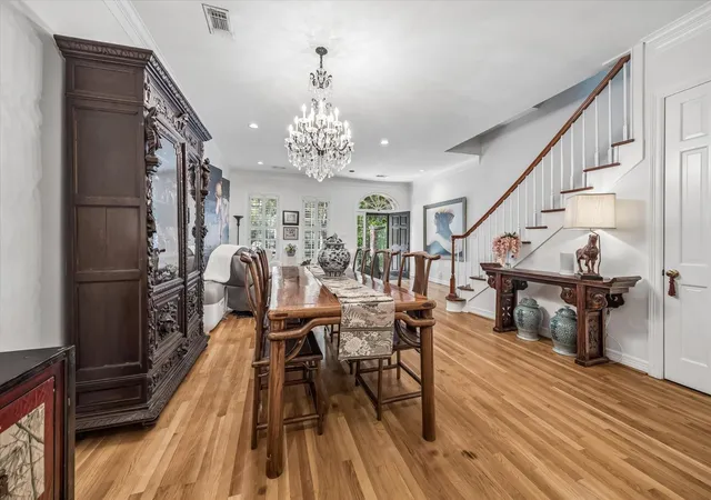 5th image of 3384 Maroneal St, Houston, TX 77025 | MLS# 67837437