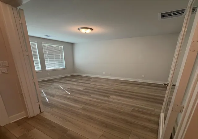2nd image of 3306 Salton Sea Dr, Texas City, TX 77568 | MLS# 97513135