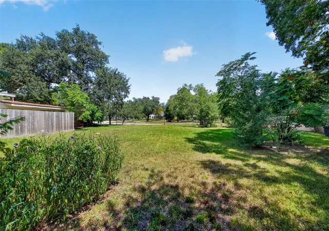 4th image of 5639 W Bellfort Ave, Houston, TX 77035 | MLS# 78048491