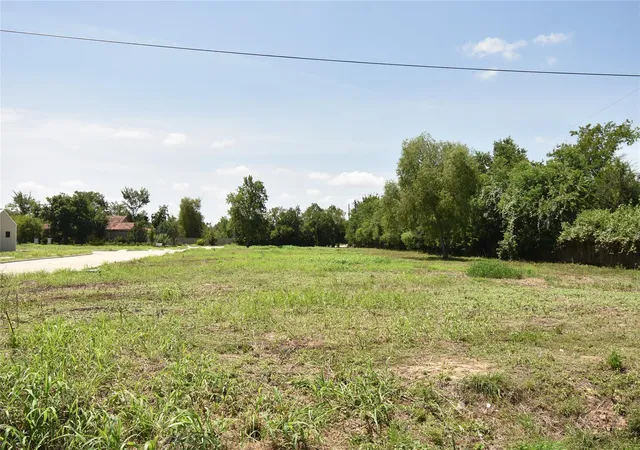 8th image of 104 Devi Ln, Pearland, TX 77584 | MLS# 31554208