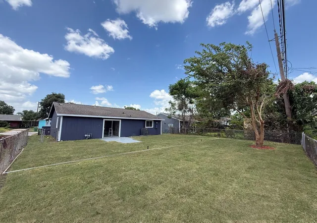 22nd image of 3313 Proswimmer St, Houston, TX 77088 | MLS# 81116124