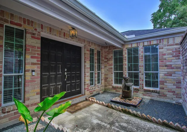 Photo 2 of Single family home for sale at 4503 Cloudmount Dr, Houston, TX 77084 | MLS# 51272641 | Listing updated on 2026-09-20