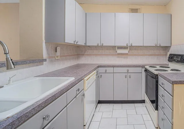 Photo 2 of Sale Pending at 3300 Pebblebrook Dr #75, Seabrook, TX 77586 | MLS# 300189 | Listing updated on 2026-08-26