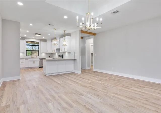 Photo 3 of Single family home for sale at 911 Augusta Dr, Lufkin, TX 75901 | MLS# 259224 | Listing updated on 2026-09-02