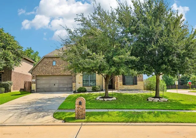 1st image of 20922 Warwickshire Dr, Tomball, TX 77375 | MLS# 54325882
