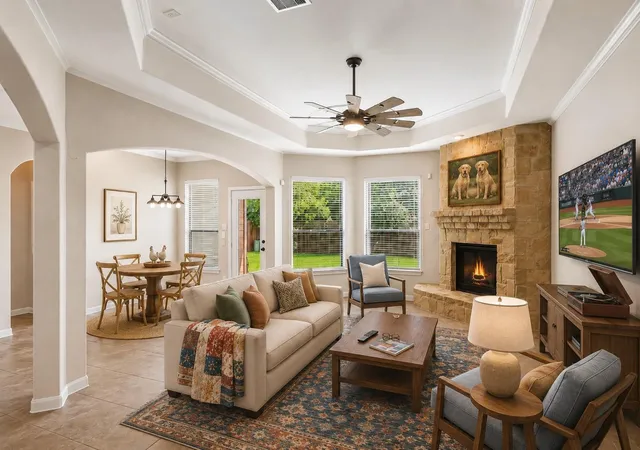 Photo 4 of Sale Pending at 20922 Warwickshire Dr, Tomball, TX 77375 | MLS# 54325882 | Listing updated on 2026-09-24