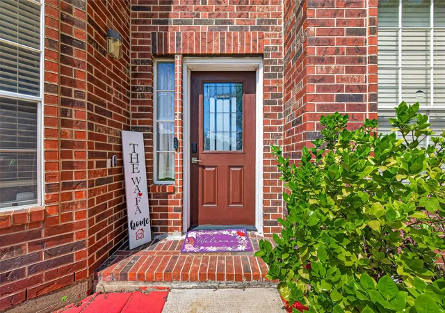 2nd image of 11930 Matagorda Ln, Sugar Land, TX 77498 | MLS# 71925092