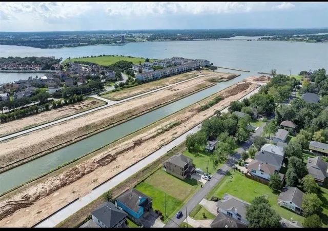 46th image of 315 West Dr, Kemah, TX 77565 | MLS# 70654731