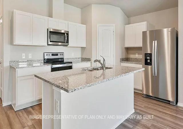 3rd image of 1009 Legrand St, Brenham, TX 77833 | MLS# 17805002