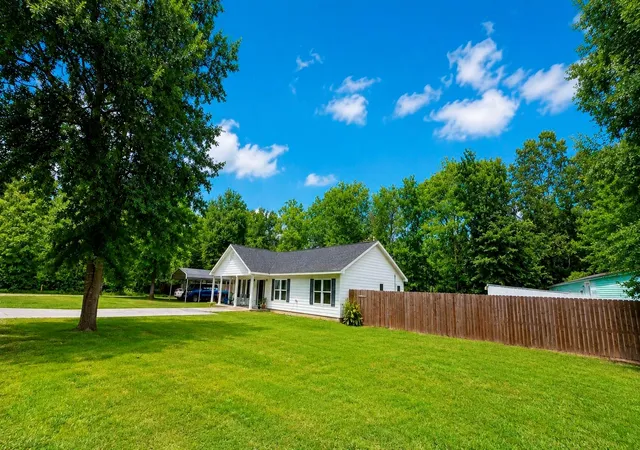 Photo 2 of Sale Pending at 133 Parks Blvd, Livingston, TX 77351 | MLS# 2072468 | Listing updated on 2026-09-14