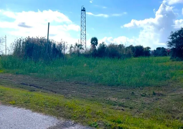 3rd image of Tbd Keystone And 20Th Street, Port Bolivar, TX 77650 | MLS# 15991433