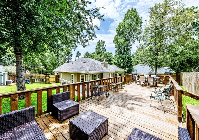 5th image of 1856 Rollingwood Dr, Huntsville, TX 77340 | MLS# 39502126