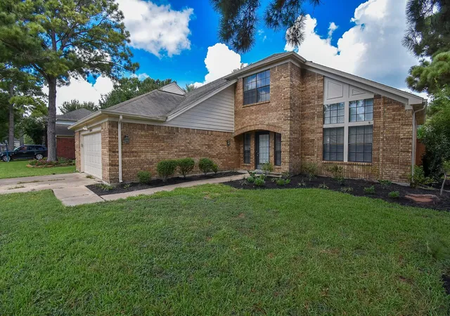 Photo 1 of Single family home for sale at 16202 Hickory Point Rd, Houston, TX 77095 | MLS# 58106440 | Listing updated on 2026-09-01