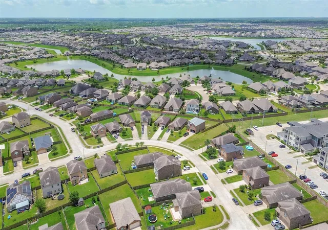 32nd image of 2921 Seacrest Ln, La Marque, TX 77568 | MLS# 92281740