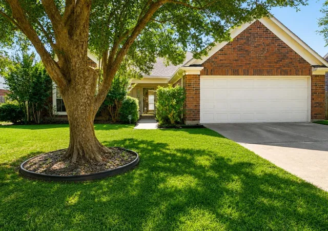 1st image of 3904 Spring Circle Dr E, Pearland, TX 77584 | MLS# 69898919