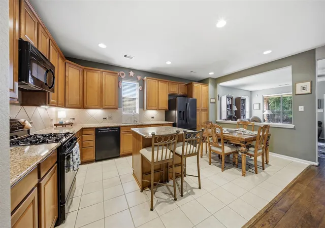 3rd image of 8635 Sunny Gallop Dr, Tomball, TX 77375 | MLS# 13840539