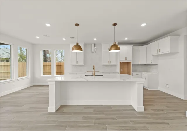 Photo 3 of Single family home for sale at 18917 Moonriver St, Conroe, TX 77302 | MLS# 58806956 | Listing updated on 2026-09-16