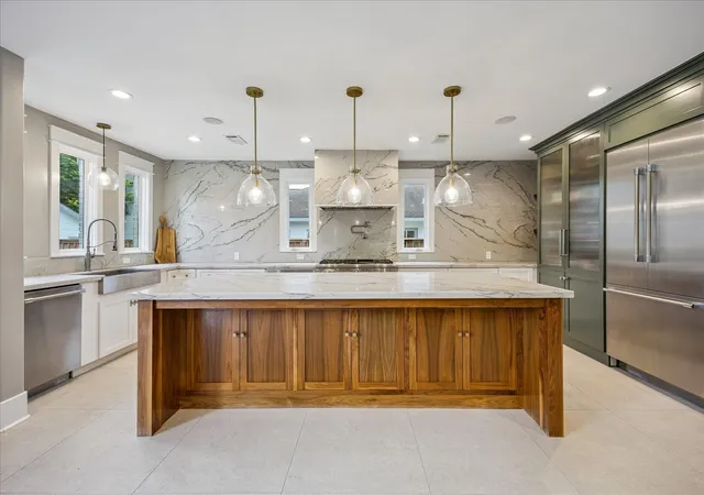 3rd image of 4344 Clay St, Houston, TX 77023 | MLS# 15932633