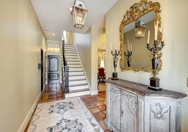 Photo 3 of Single family home for sale at 16 Lana Ln #B, Houston, TX 77027 | MLS# 71927693 | Listing updated on 2026-09-06