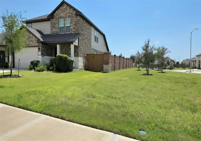 Photo 3 of Single family home for sale at 2528 Allegretto Sea Dr, Katy, TX 77493 | MLS# 31841852 | Listing updated on 2026-09-02