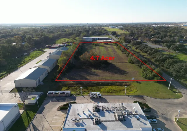 2nd image of 0 Southgate Dr, Rosenberg, TX 77471 | MLS# 84641885