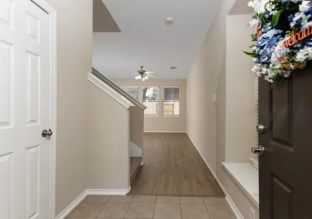 4th image of 166 N Burberry Park Cir, Spring, TX 77382 | MLS# 72100843