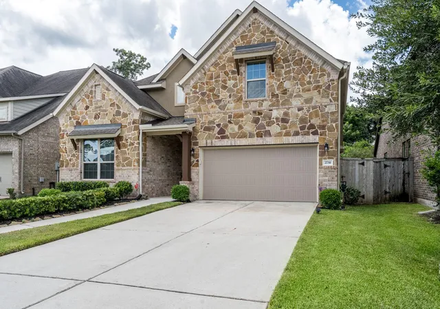 Photo 2 of Sale Pending at 2739 Monarch Xing, Missouri City, TX 77459 | MLS# 93018139 | Listing updated on 2026-09-25