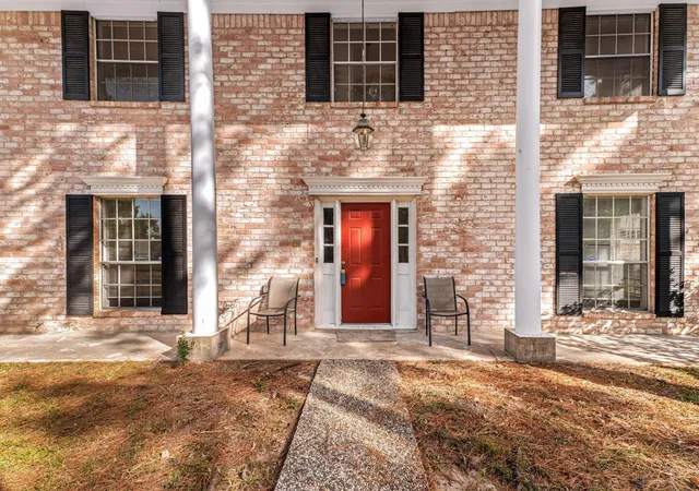 Photo 3 of Single family home for sale at 5938 Foresthaven Dr, Houston, TX 77066 | MLS# 88538796 | Listing updated on 2026-08-29