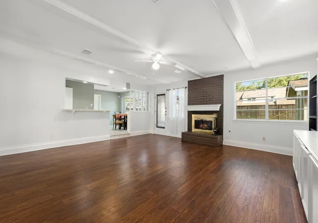 Photo 4 of Single family home for sale at 5938 Foresthaven Dr, Houston, TX 77066 | MLS# 88538796 | Listing updated on 2026-08-29