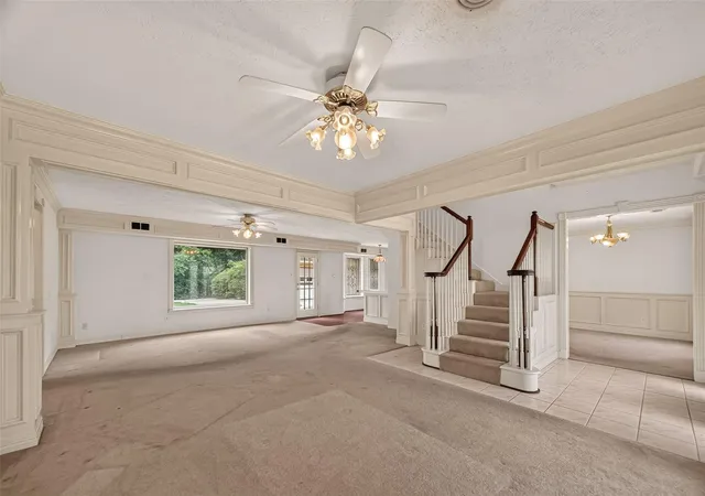 Photo 3 of Single family home for sale at 4305 Goldfinch St, Houston, TX 77035 | MLS# 6085841 | Listing updated on 2026-08-16